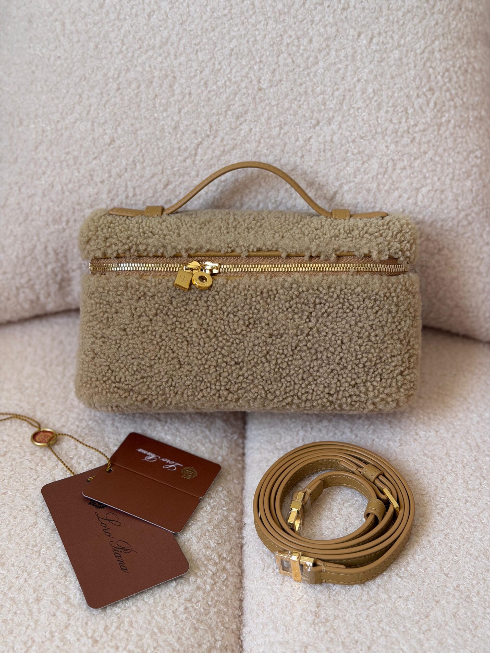 Loro Piana Extra Pocket L19 Bag - Image 2