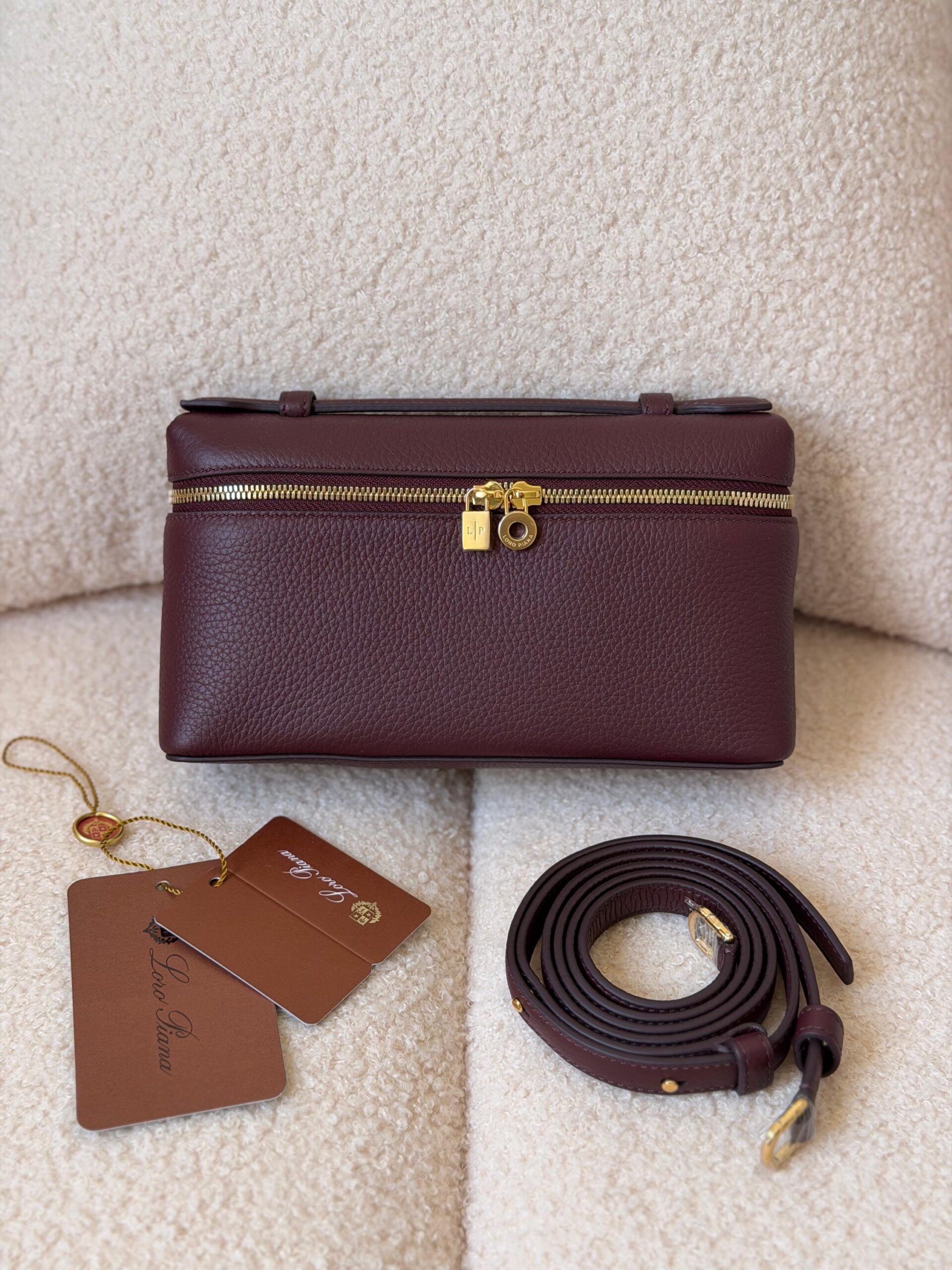 Loro Piana Extra Pocket L19 Bag - Image 8