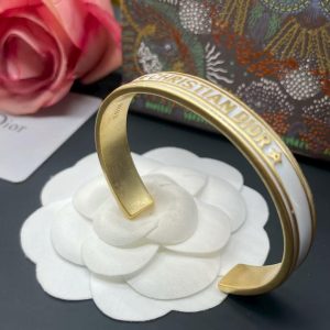 golden Bangle for Ladies