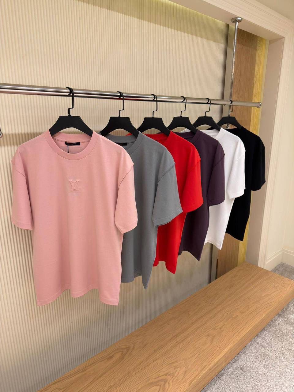 Louis Vuitton T-shirt - Image 9