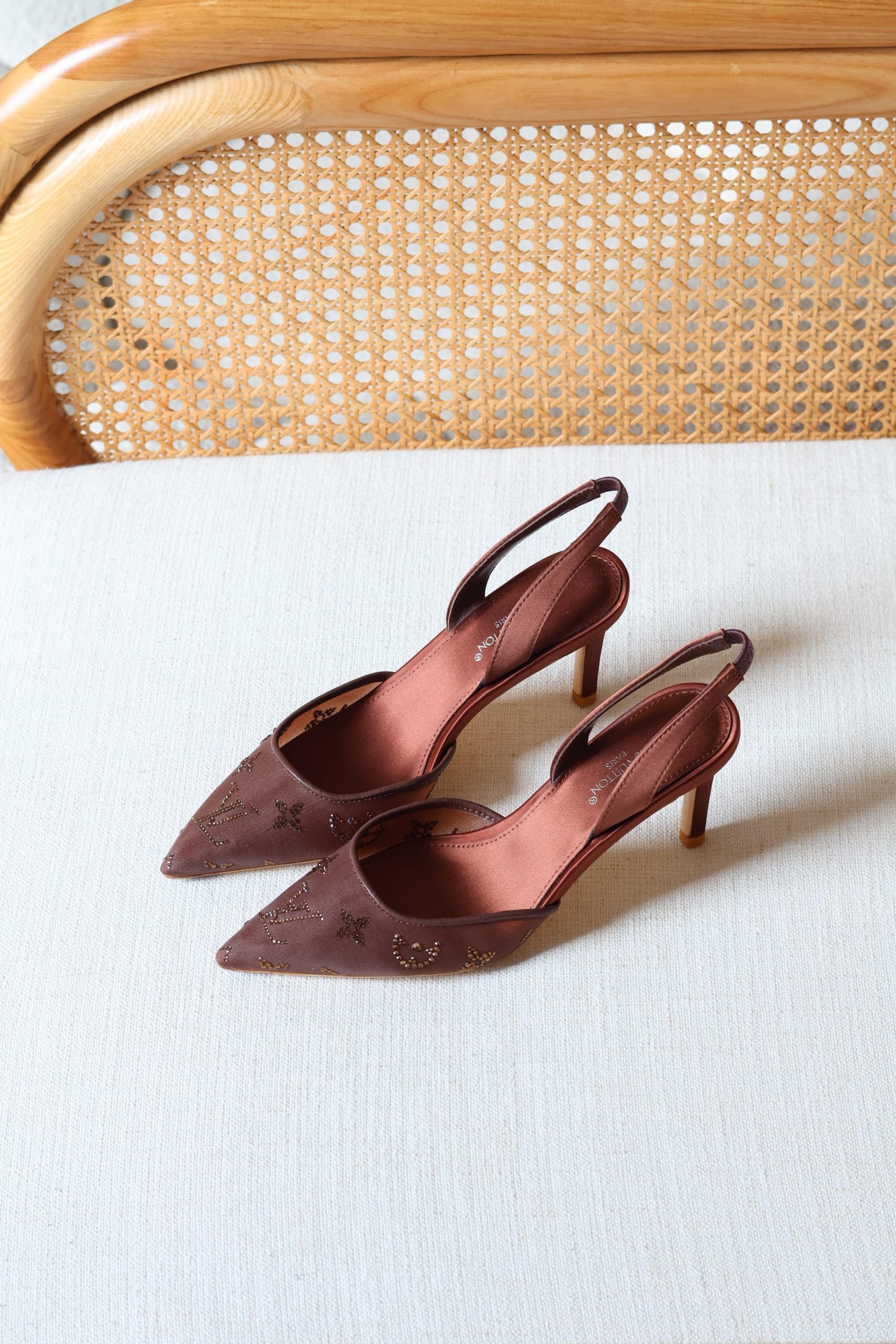 Slingback Pumps Louis Vuitton - Image 5