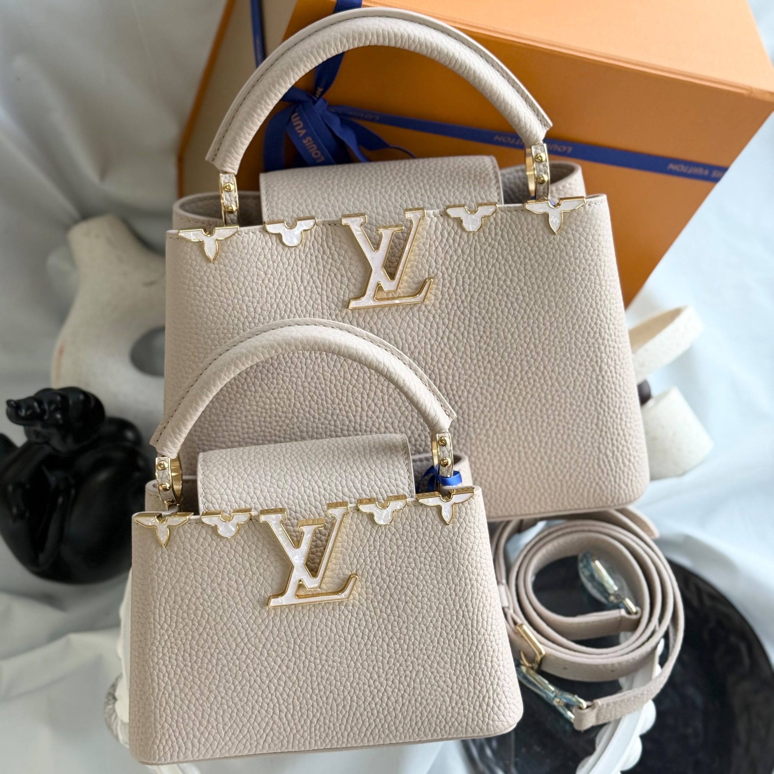 Louis Vuitton Capucines Bag - Image 2