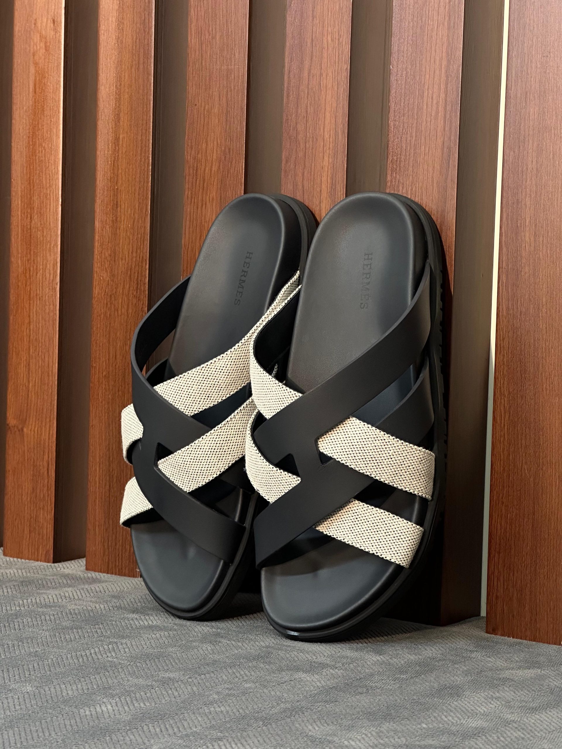 Hermès Kazimir Sandals - Image 7