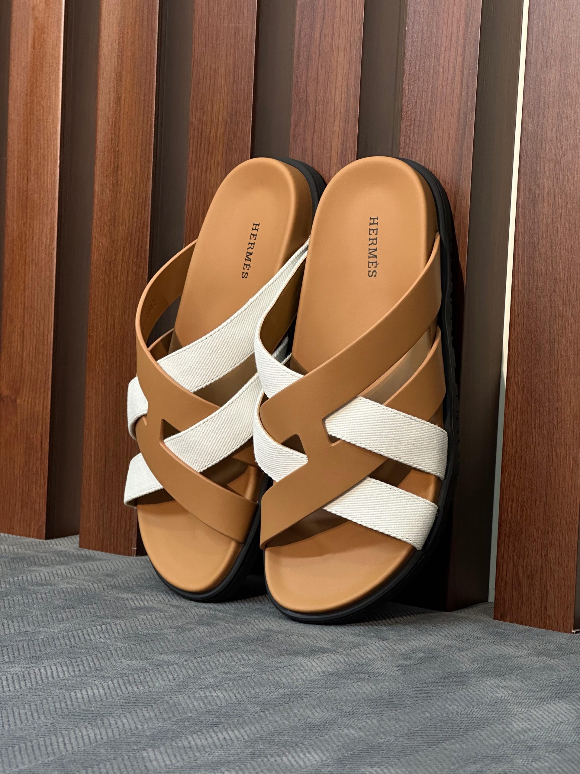 Hermès Kazimir Sandals