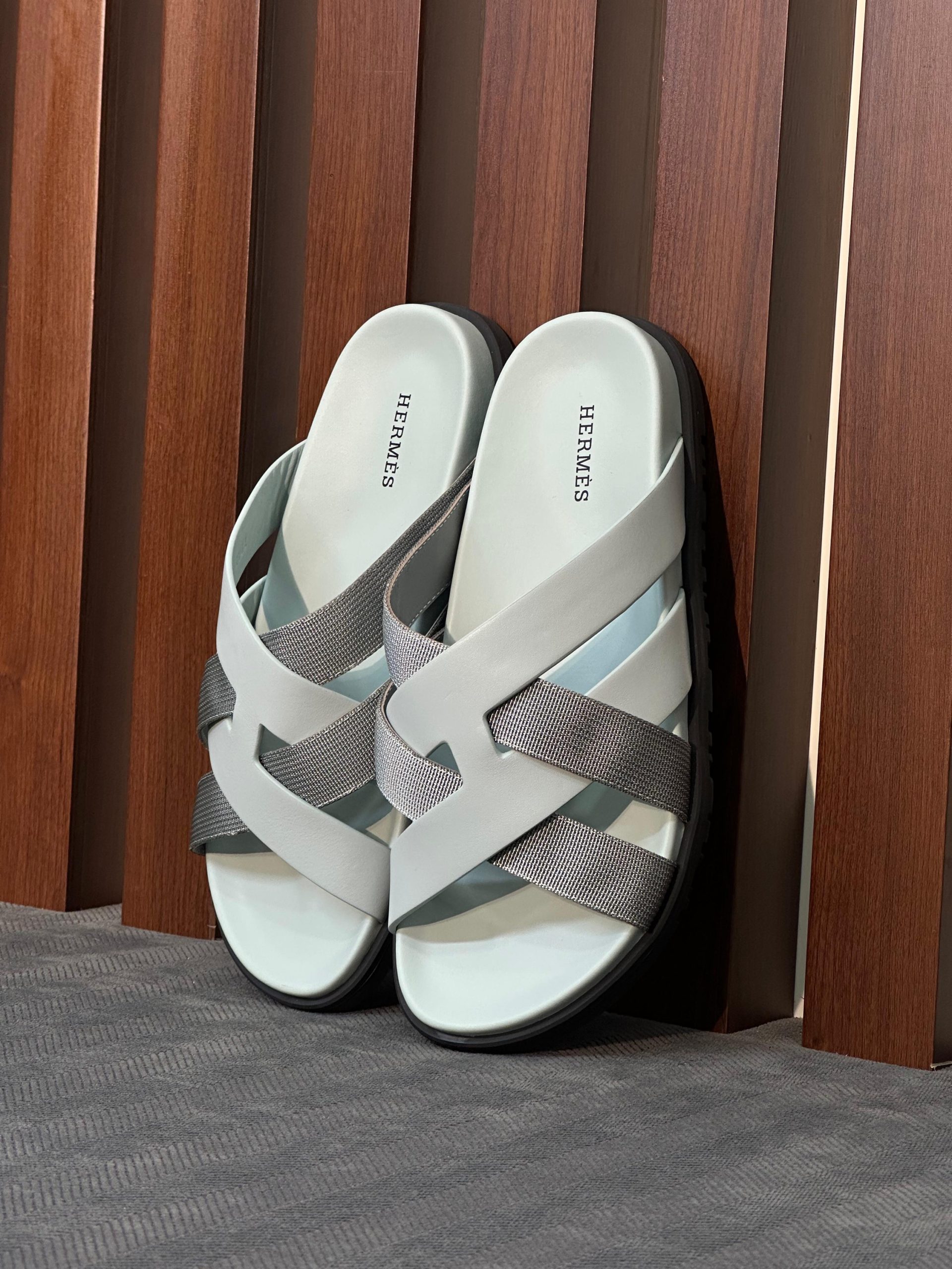 Hermès Kazimir Sandals - Image 4