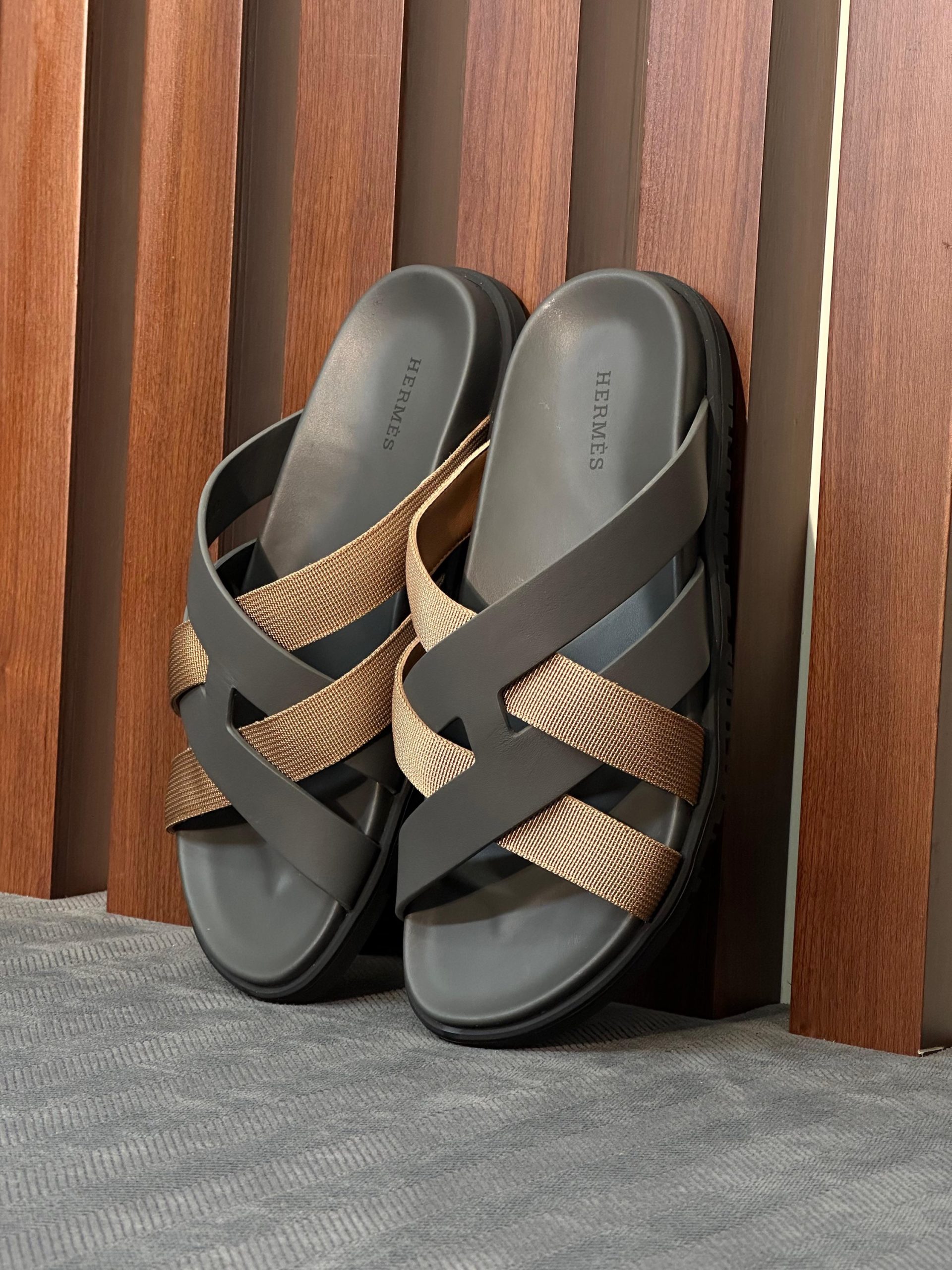 Hermès Kazimir Sandals - Image 2