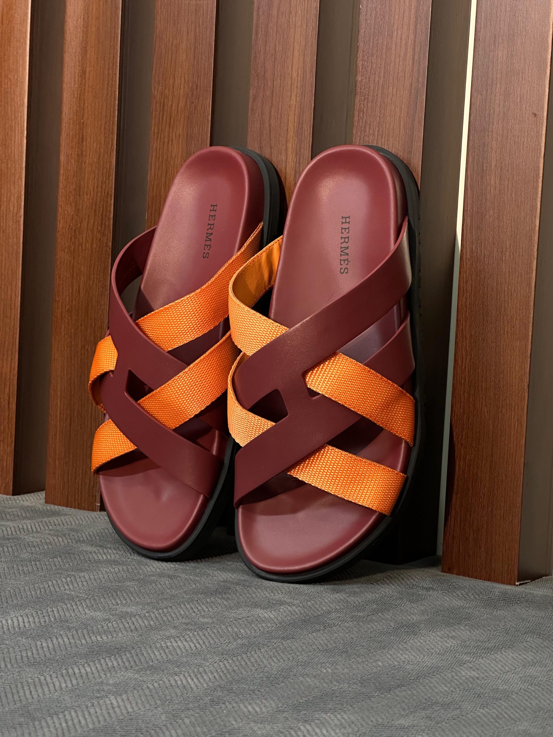 Hermès Kazimir Sandals - Image 15