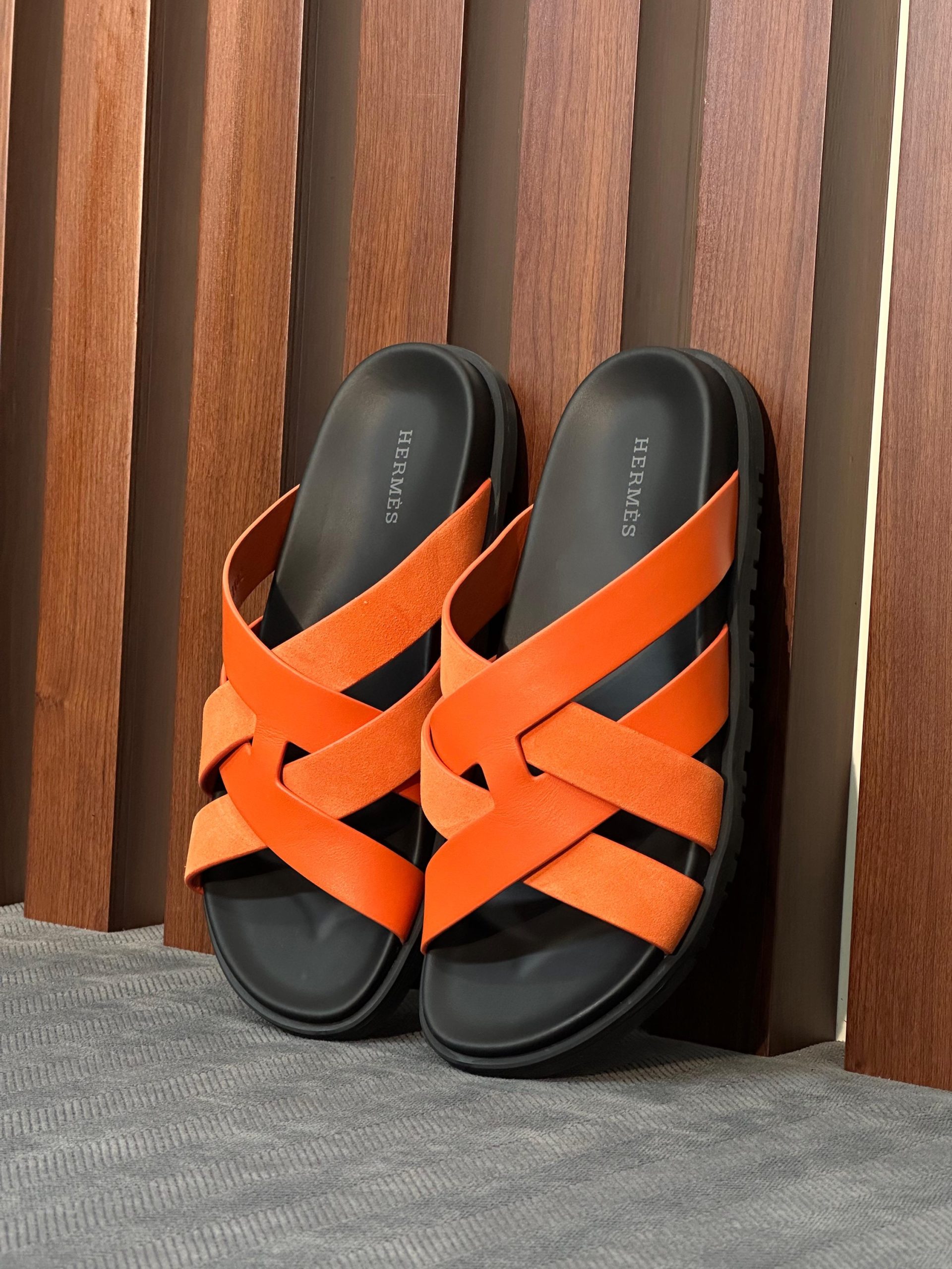 Hermès Kazimir Sandals - Image 10