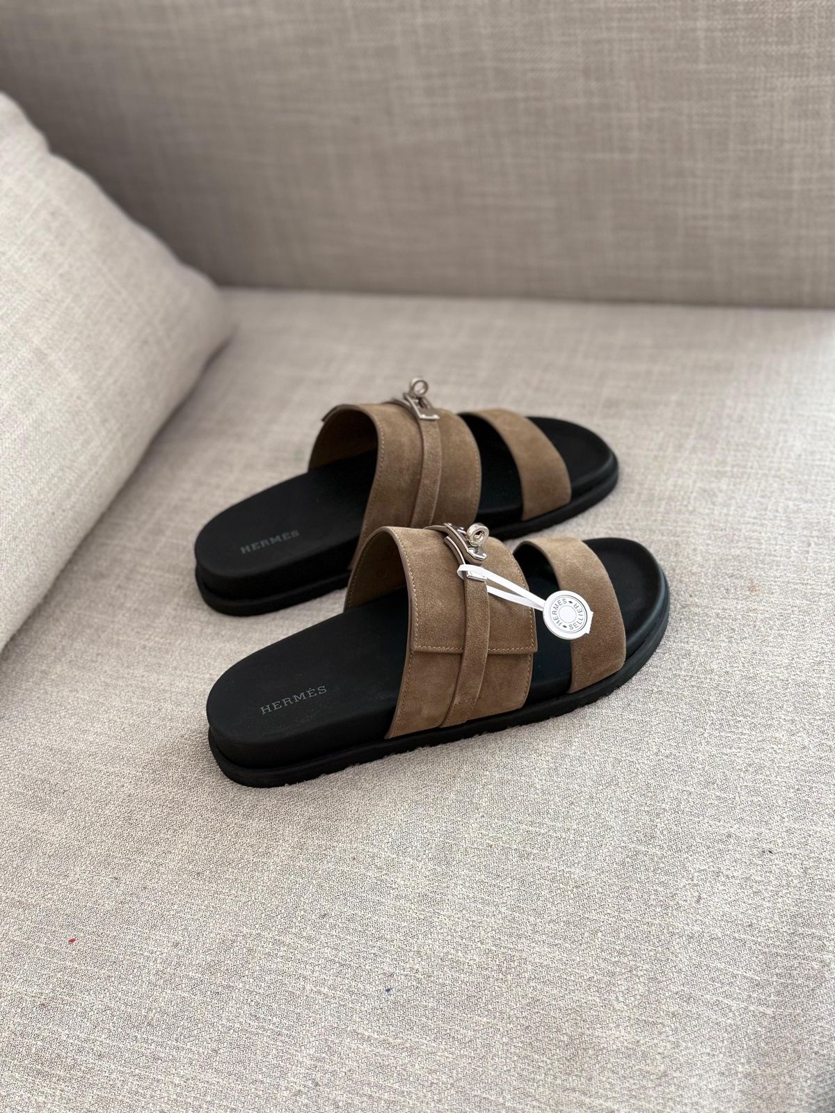Hermès Jackson Sandals Palladium-Plated Kelly" Buckle - Image 4