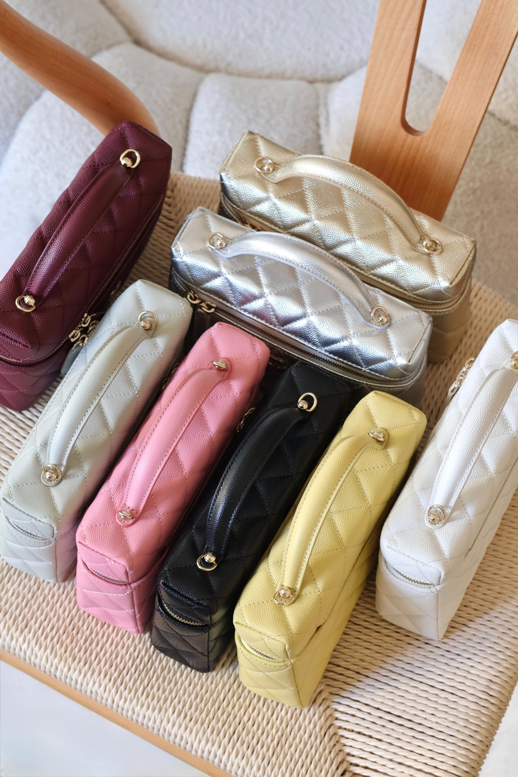Chanel Long Vanity With Chain Quilted Caviar Leather - Image 10