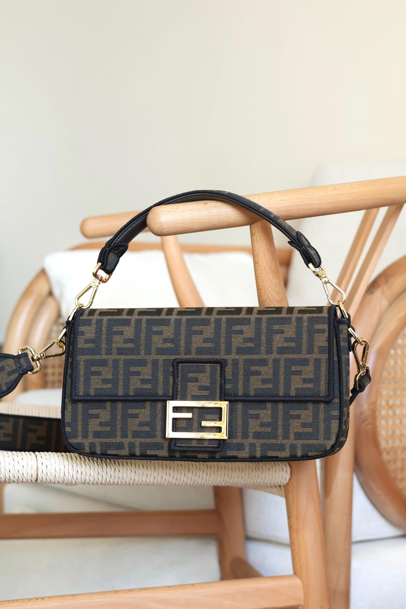 Fendi Baguette Bags - Image 4