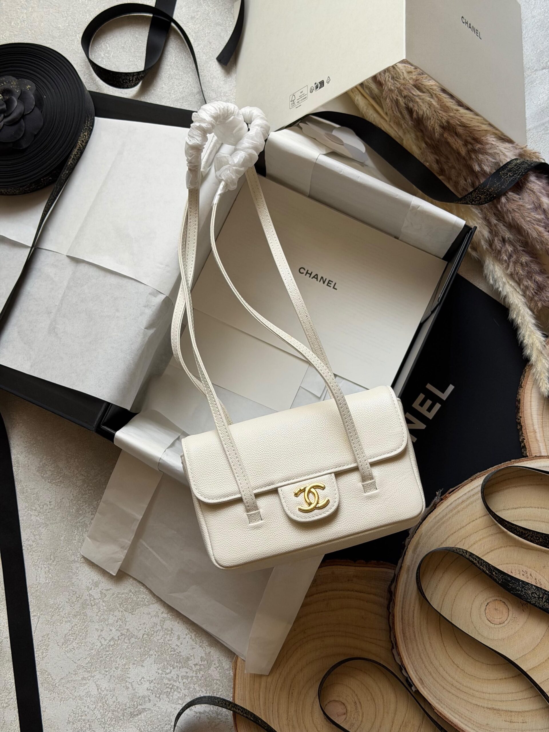 CHANEL Preppy Coco Bag 17 cm - Image 5