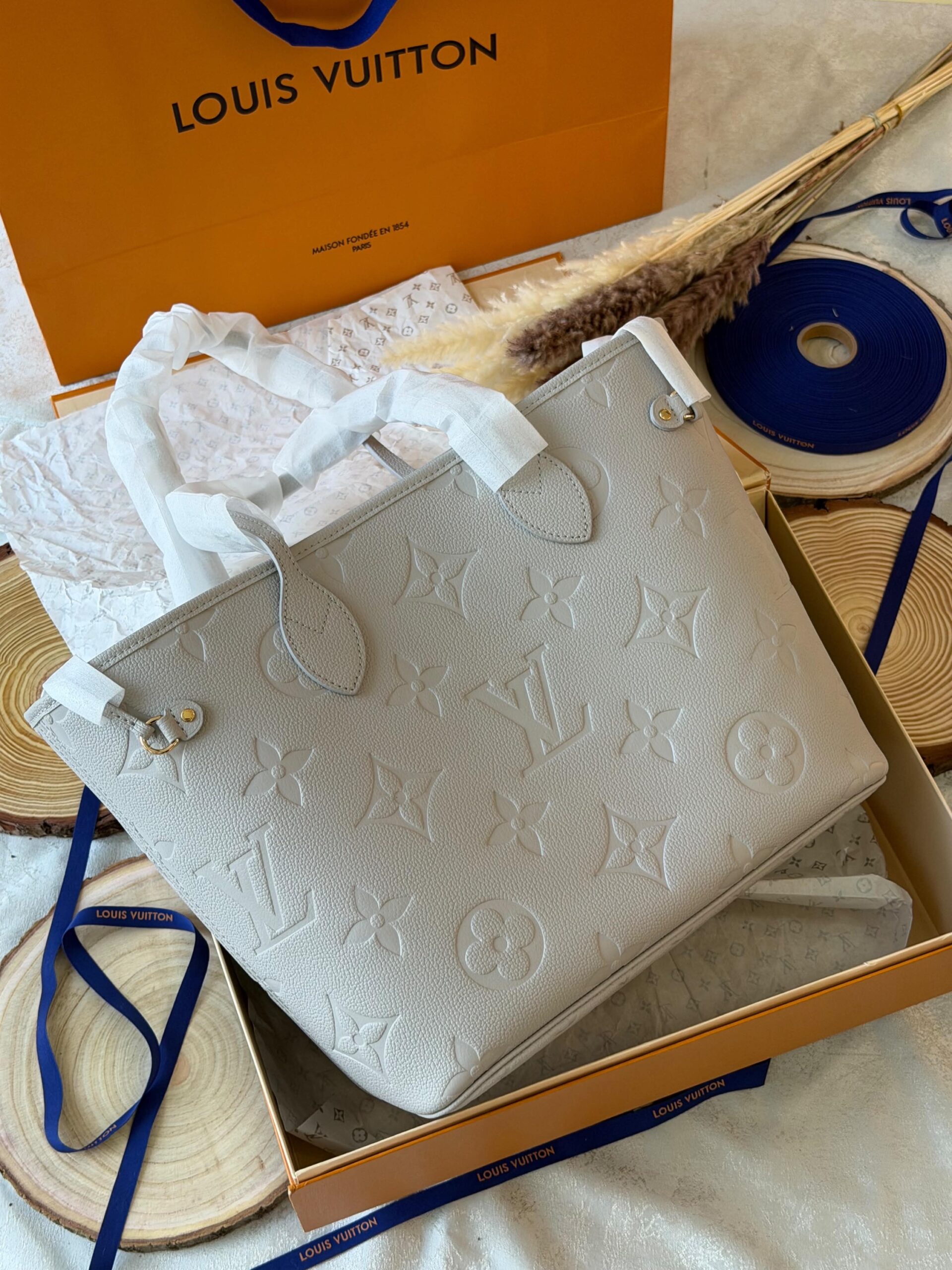 Louis Vuitton Neverfull MM Tote Embossed Monogram Empreinte Cowhide Leather - Image 2
