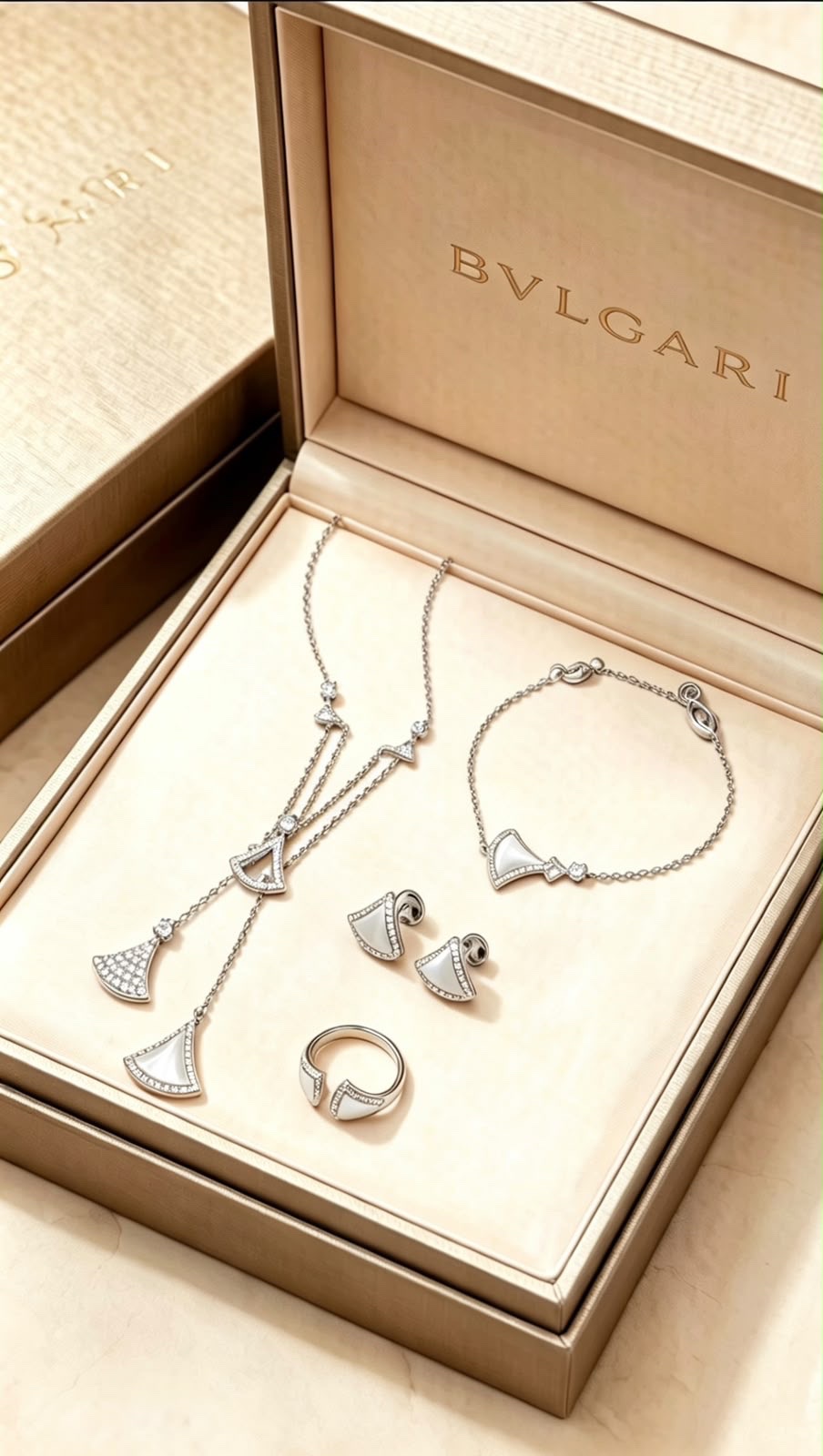 Bvlgari Divas' Dream Tassel Necklace