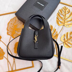 Saint Laurent Black Le 5 à 7 Baby Bea Tote Bag