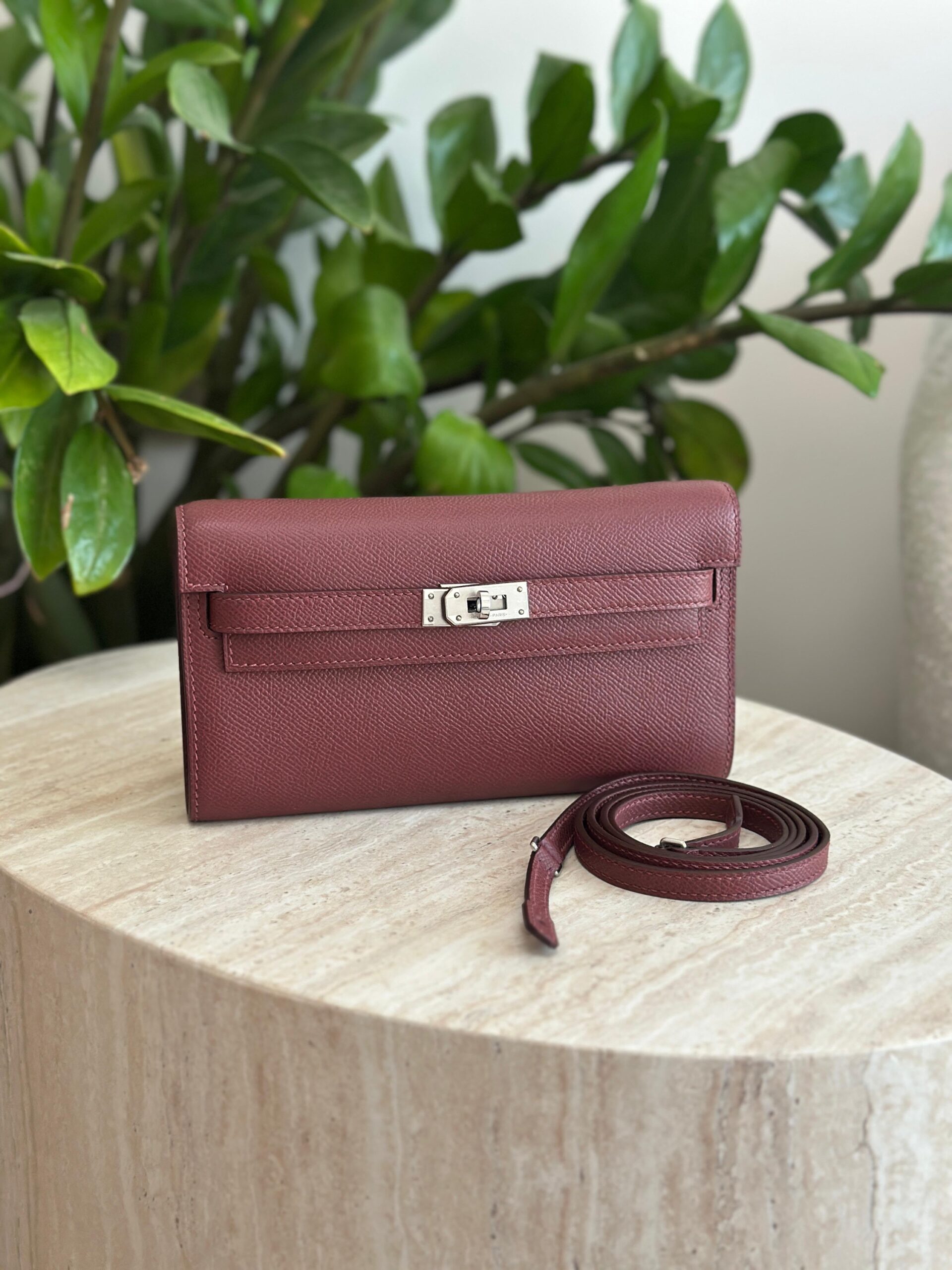 Hermès Kelly To-Go Wallet - Image 14