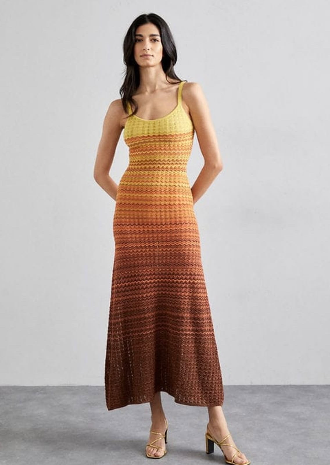 Daphné Contrast-Color knitted Midi Dress - Image 4