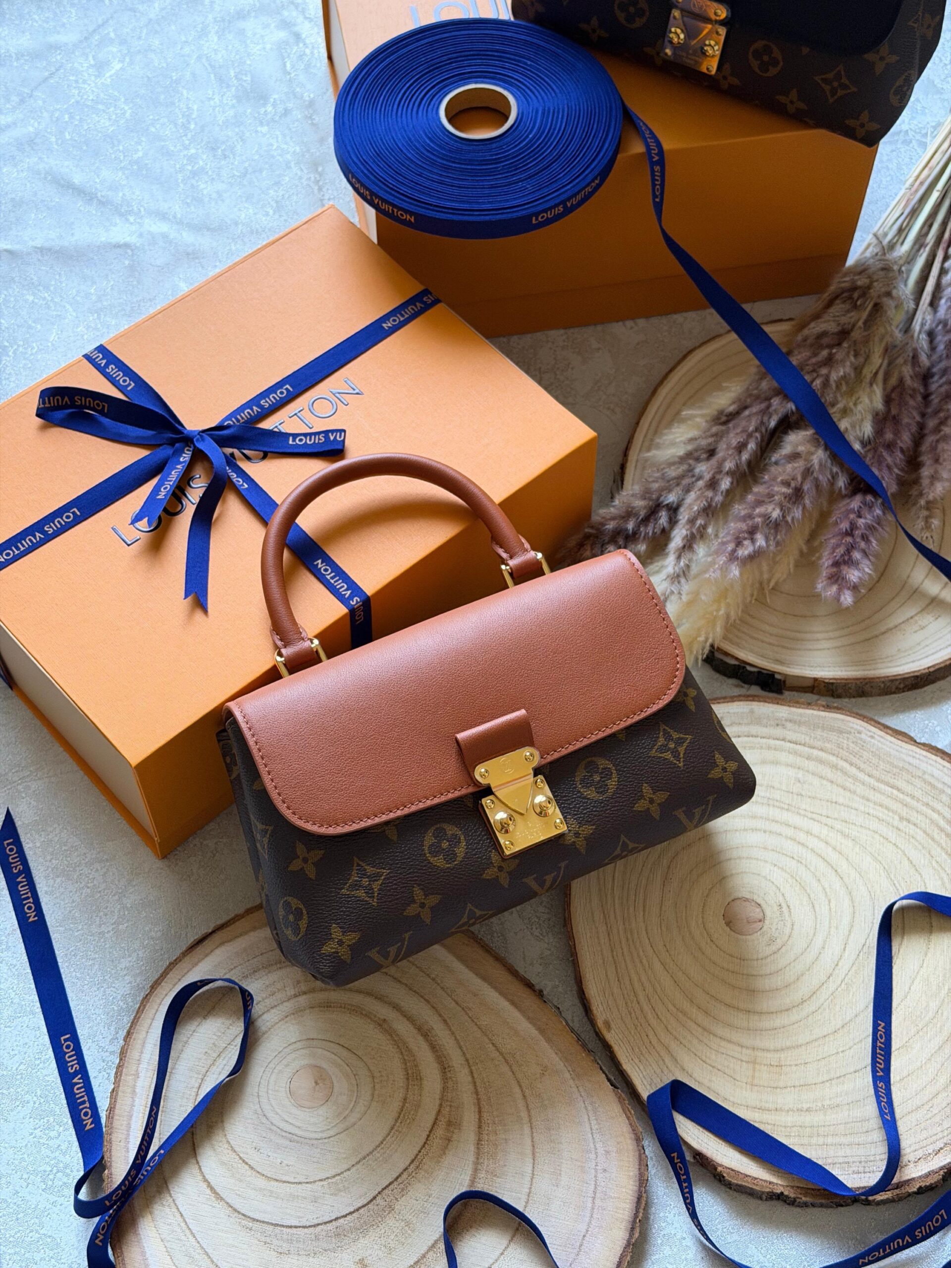 Louis Vuitton Madeleine BB Handbag - Image 2