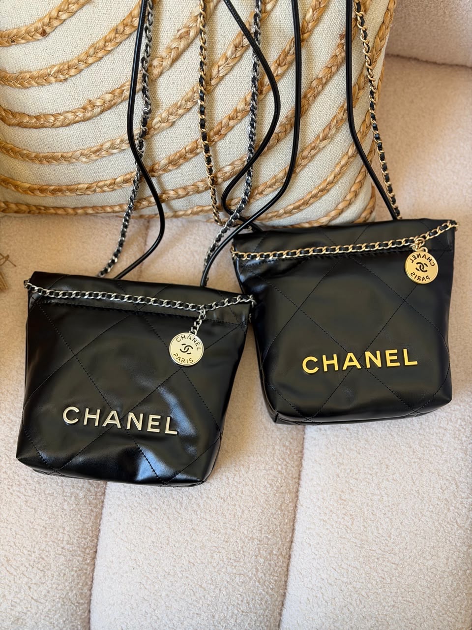 Chanel 22 Bag Vibrant Burgundy Shiny Calfskin Leather - Image 10