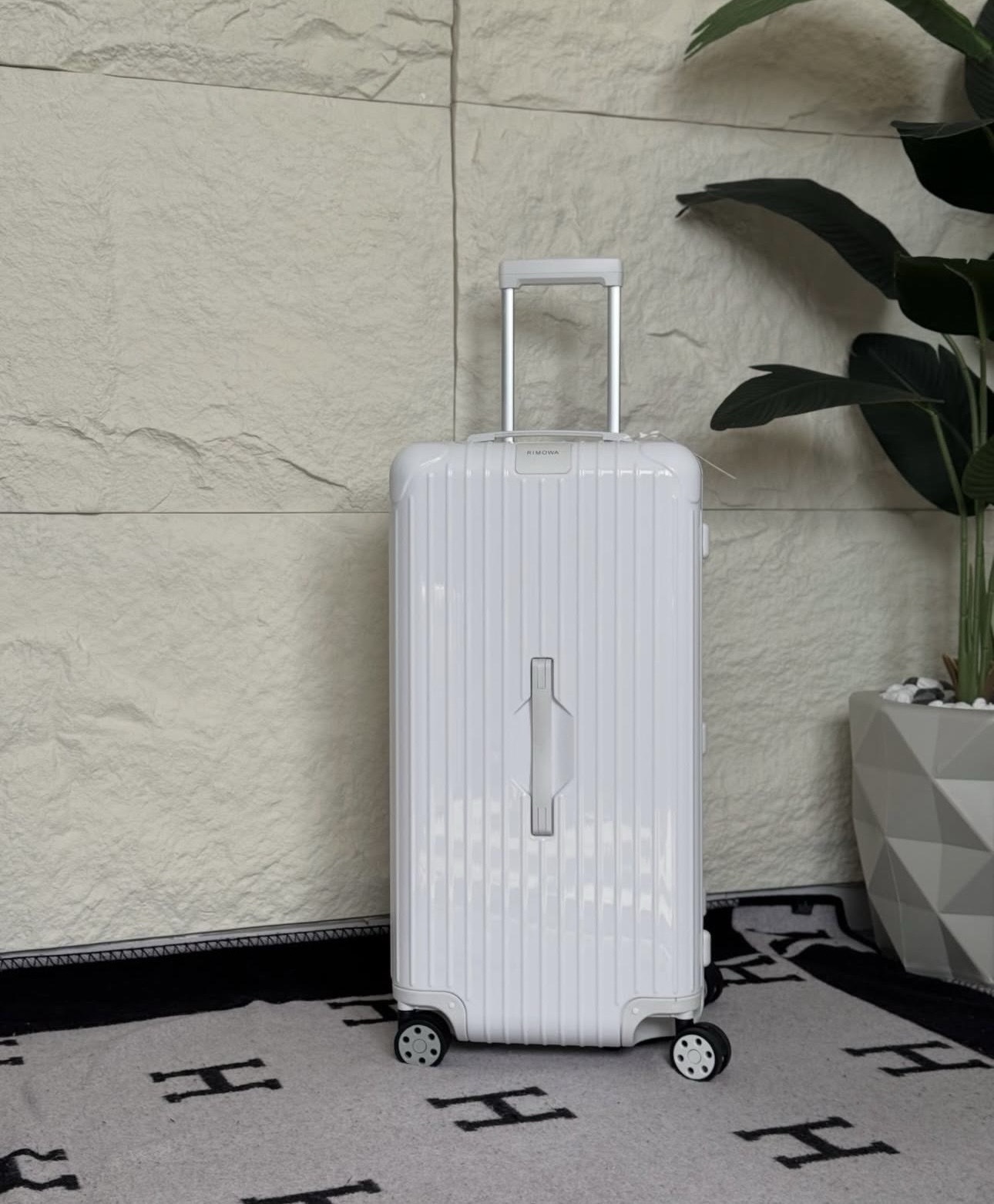 Rimowa Essential Suitcase Set - Image 13