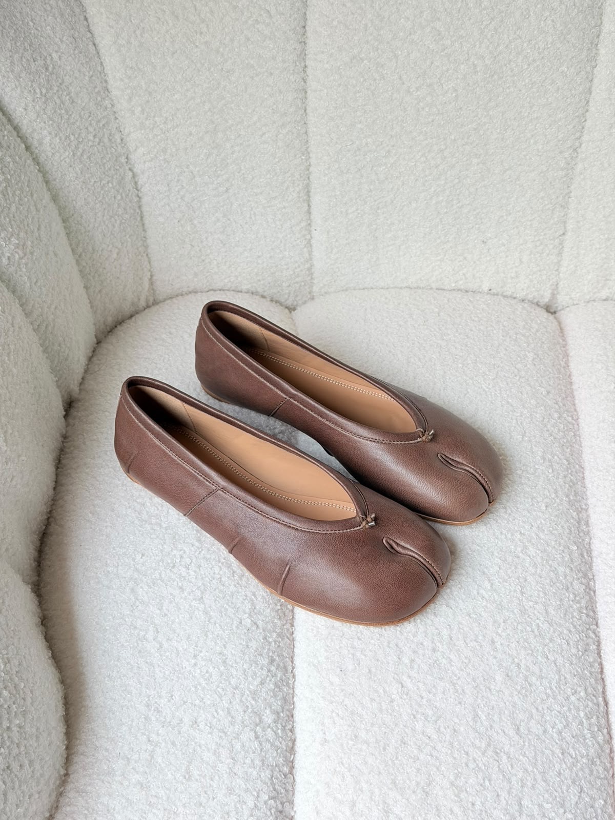 Maison Margiela Tabi Ballet Flats - Image 2