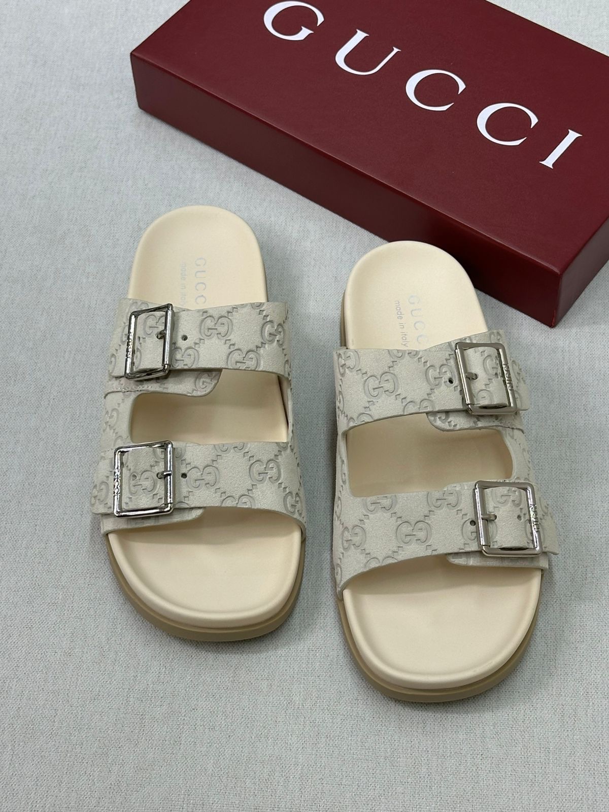 Gucci Men's Slide Sandals - Image 3