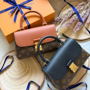 Louis Vuitton Madeleine BB Handbag