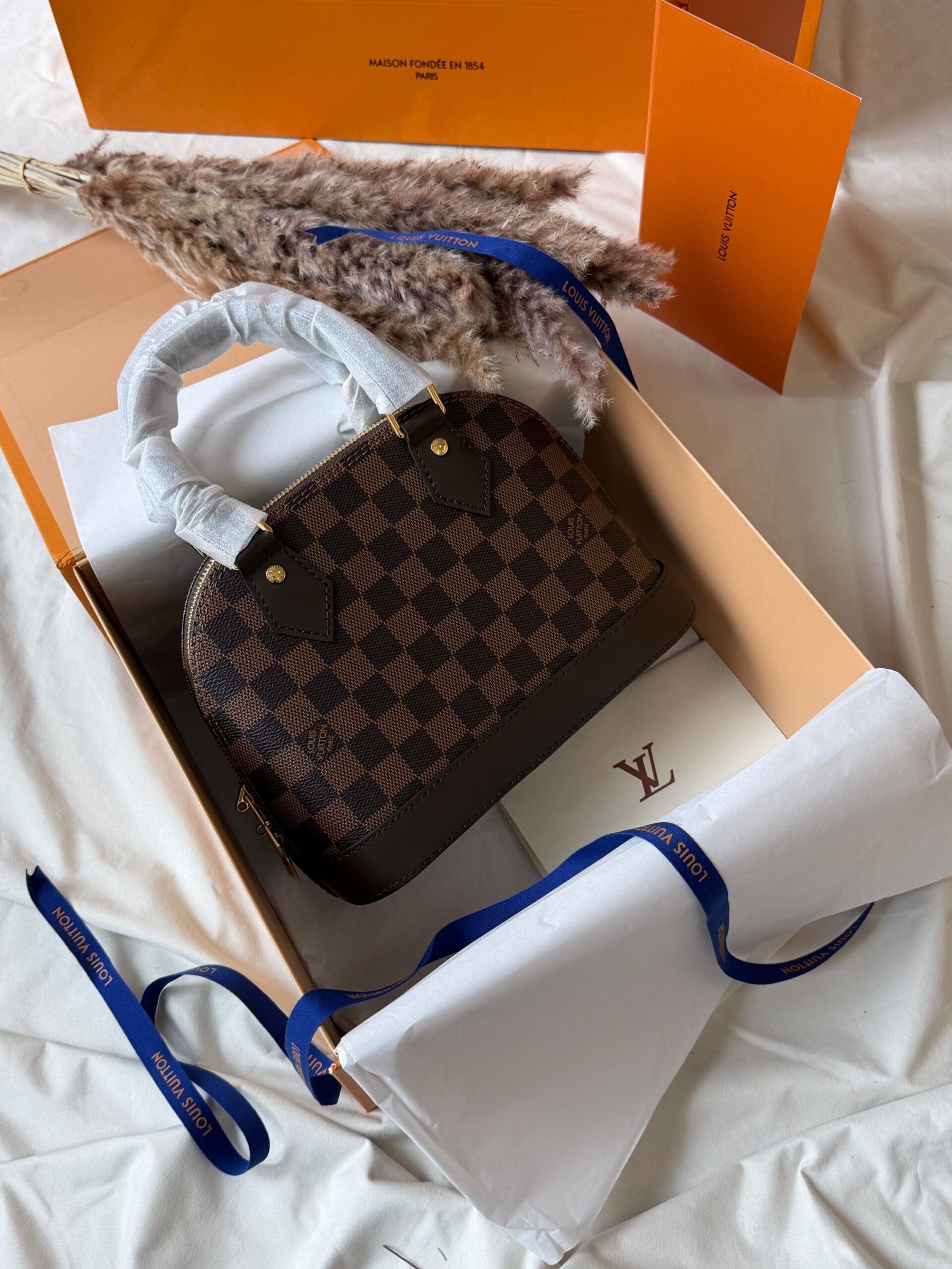 Louis Vuitton Alma BB Bag In Damier Ebene Canvas - Image 3