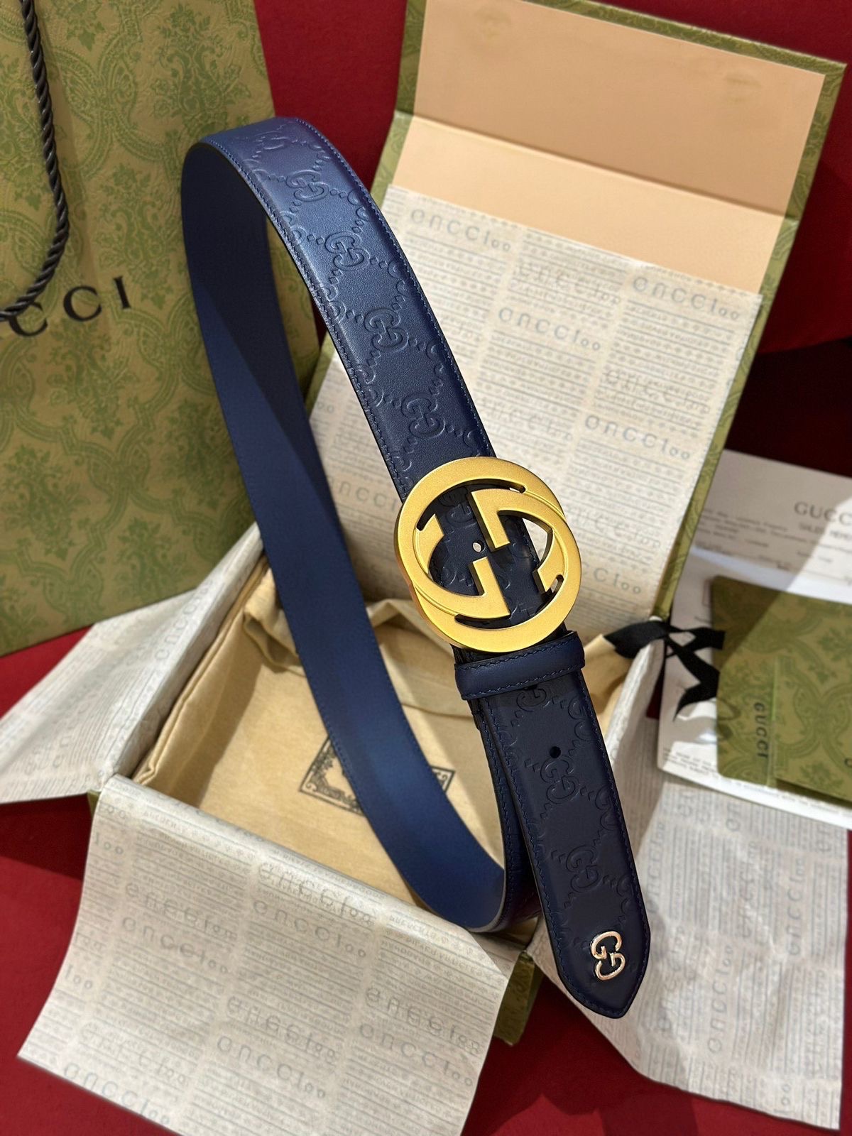 Gucci Men's Signature Leather Belt - Image 8