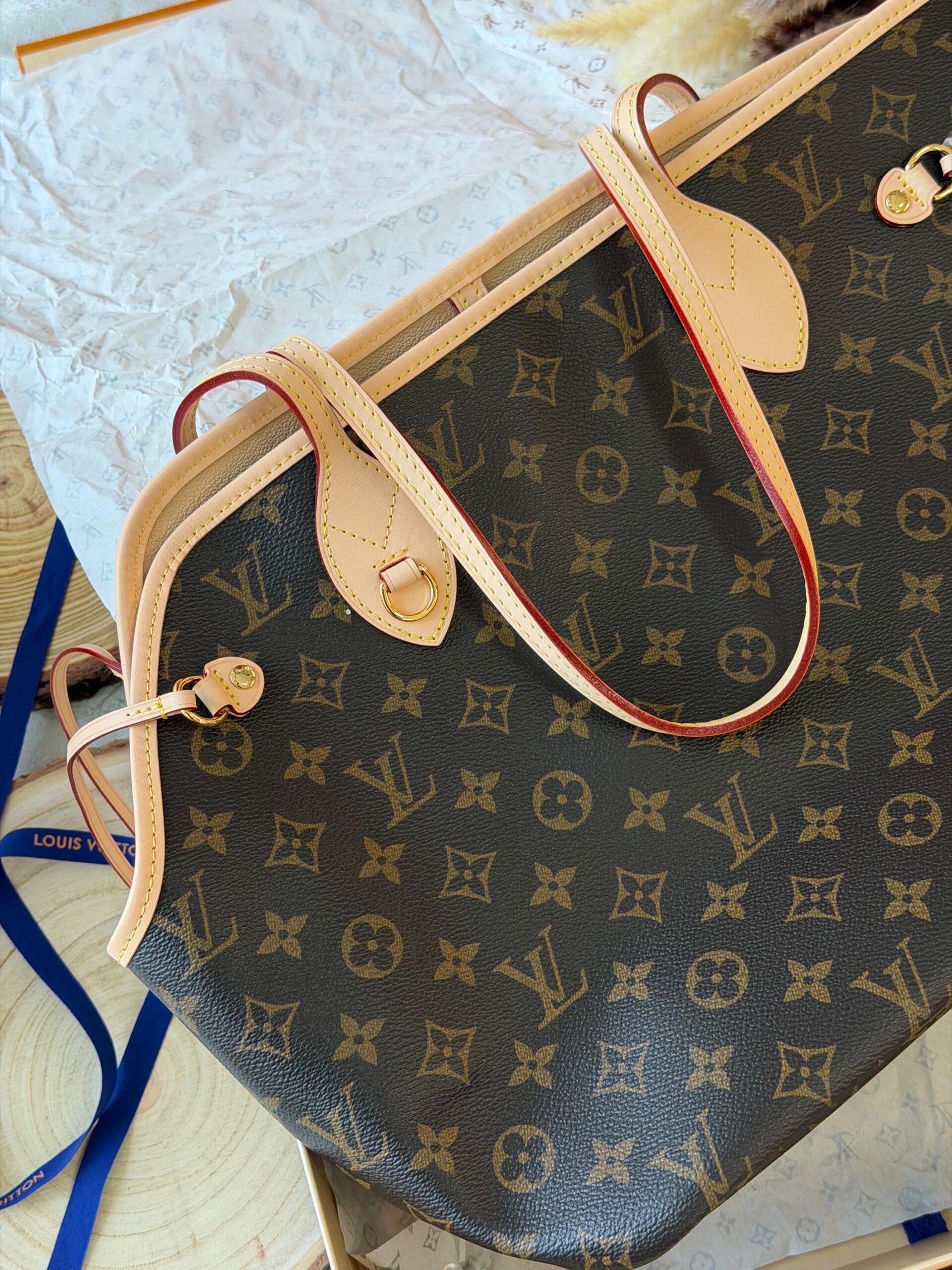 Louis Vuitton Neverfull MM Tote Bag - Image 15