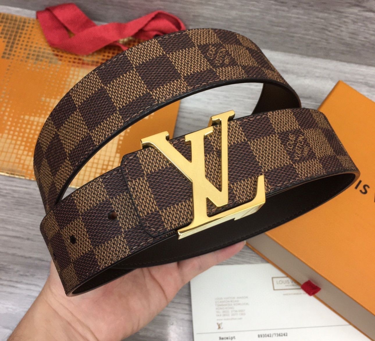 Louis Vuitton Belt Features The Iconic Damier - Image 3