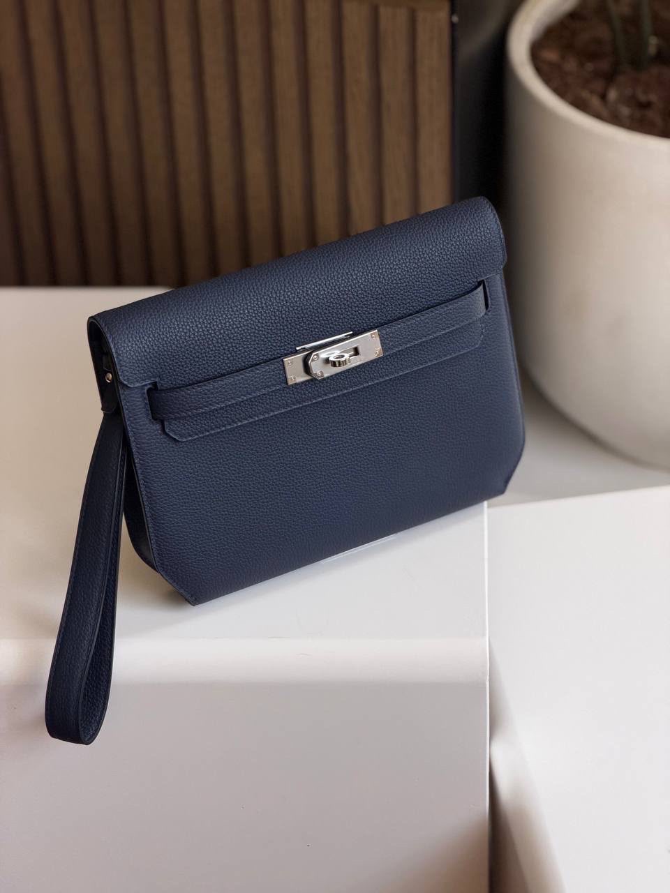 Hermès Kelly Dépêches 25 Pouch - Image 15