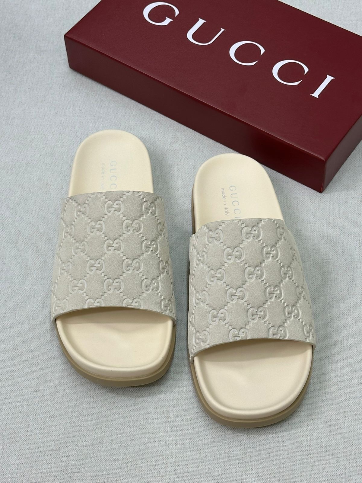 Gucci Men's Slide Sandals - Image 3