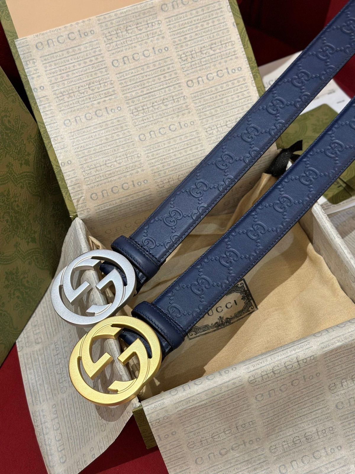 Gucci Men's Signature Leather Belt - Image 12