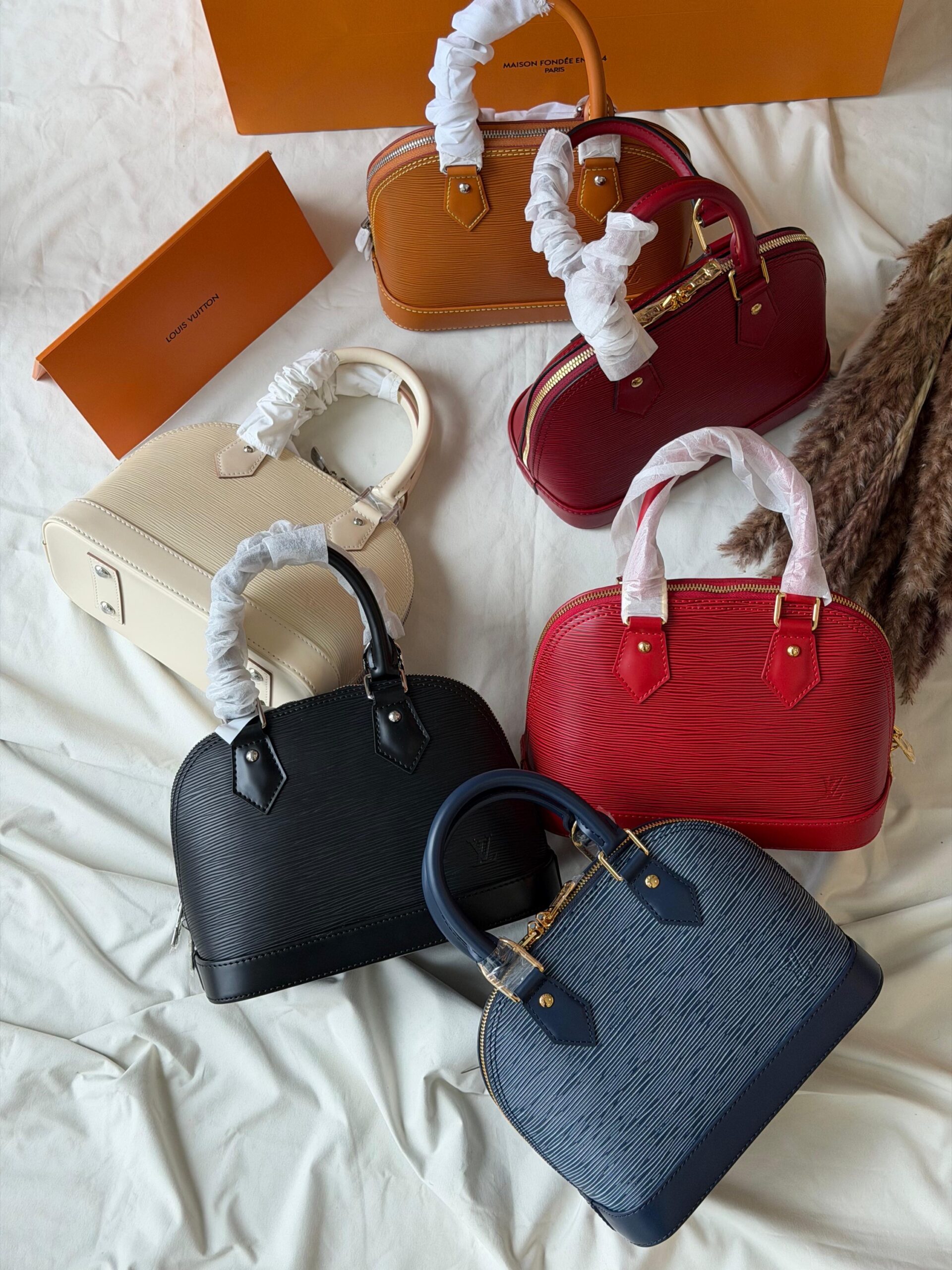 Louis Vuitton Alma BB Bag - Image 7