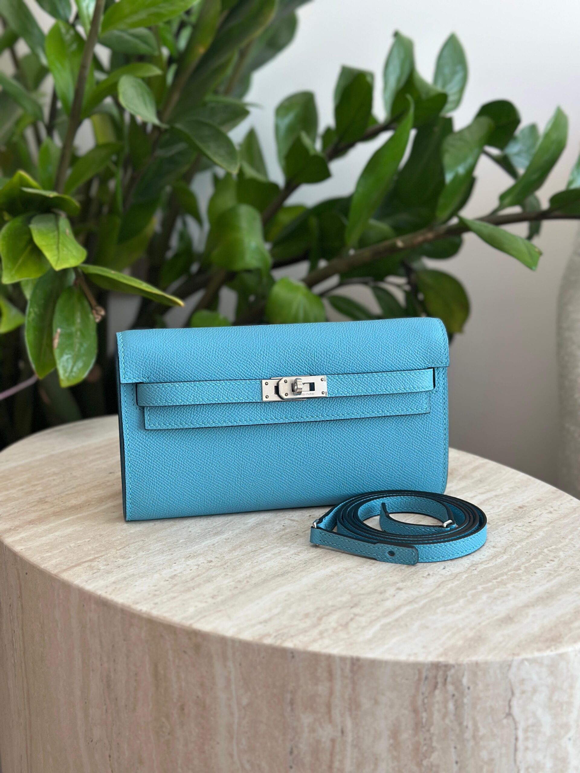 Hermès Kelly To-Go Wallet - Image 10