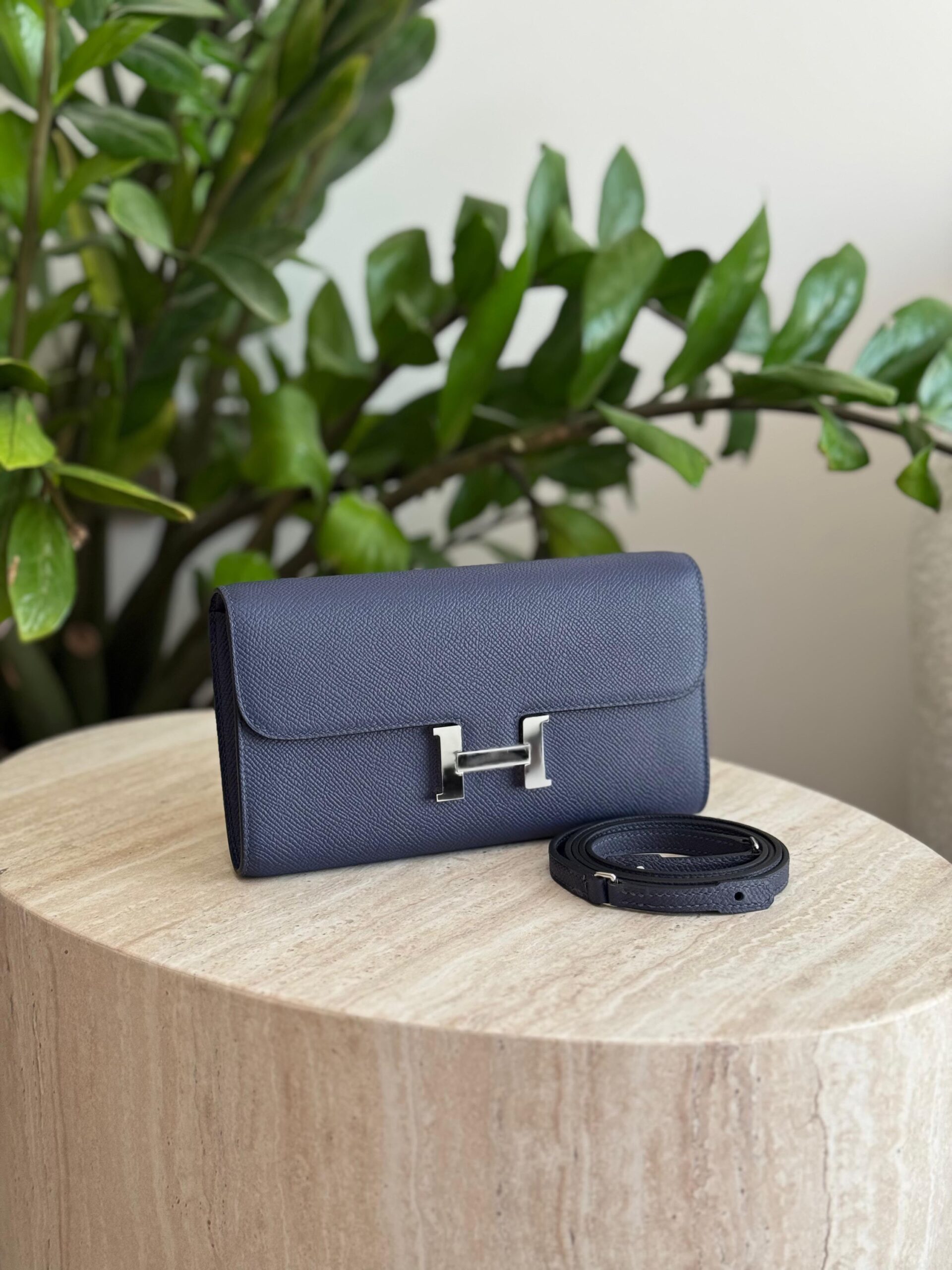 Hermès Constance To Go wallet - Image 12