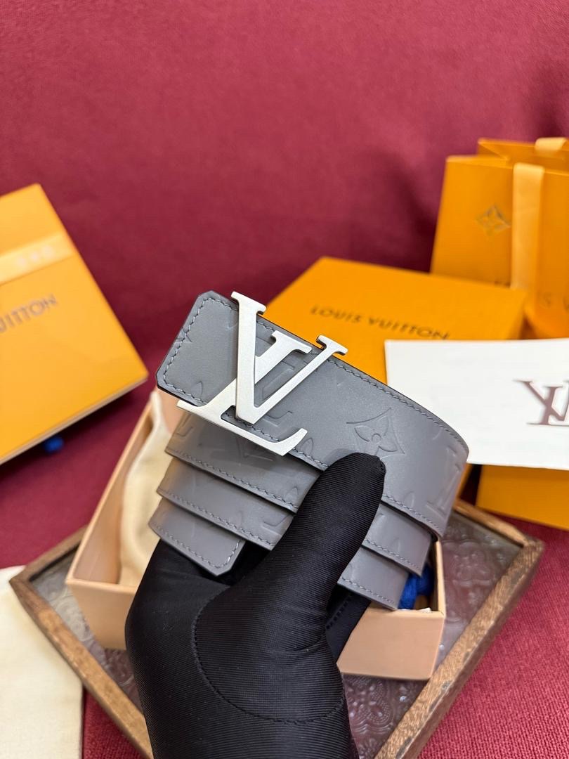 Louis Vuitton LV Shadow Reversible Belt Features Embossed Monogram Leather - Image 2