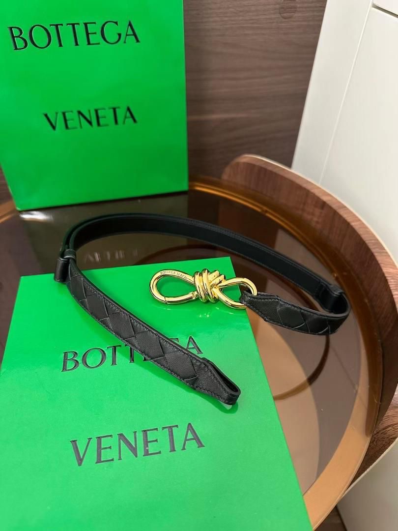 Bottega Veneta Knot Belt Intrecciato Leather - Image 2