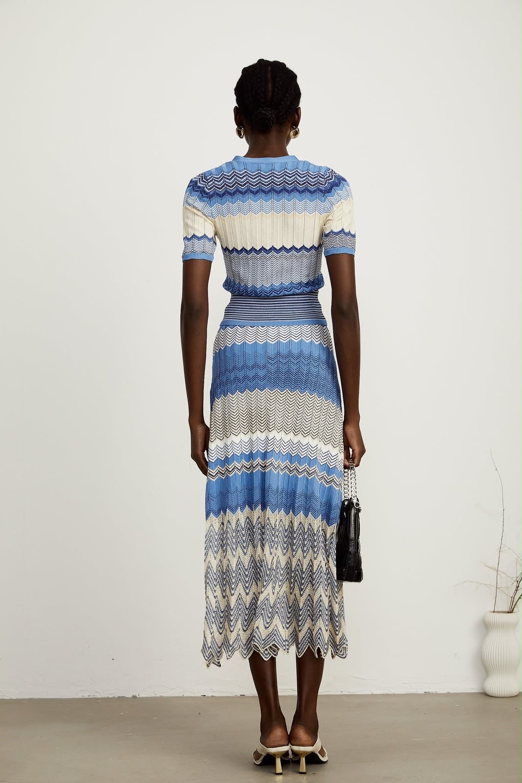 Daniela Blue Zigzag Design Knit Top And Skirt Matching Set - Image 2