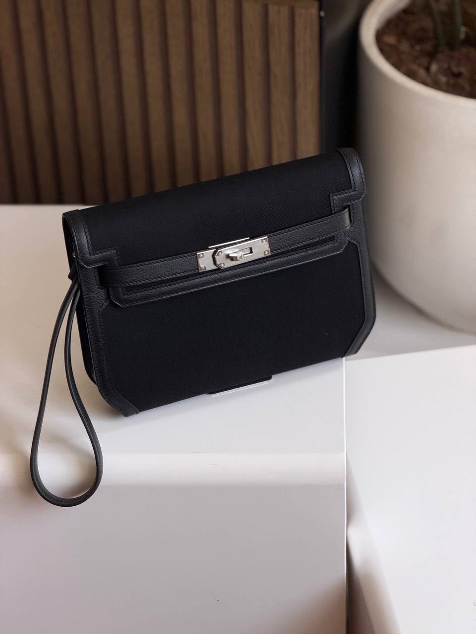 Hermès Kelly Dépêches 25 Pouch - Image 10