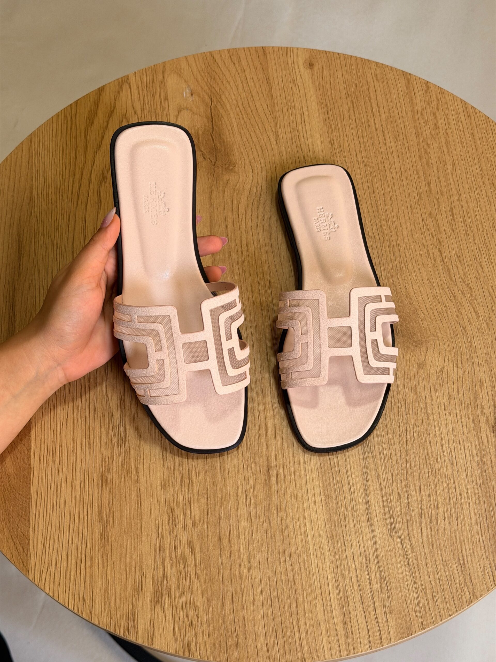 Hermès Oran Sandals