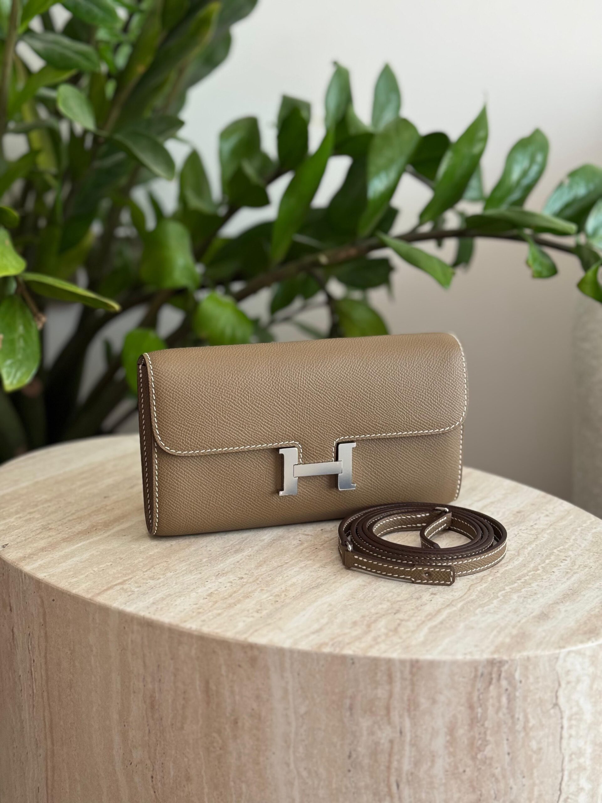 Hermès Constance To Go wallet - Image 10