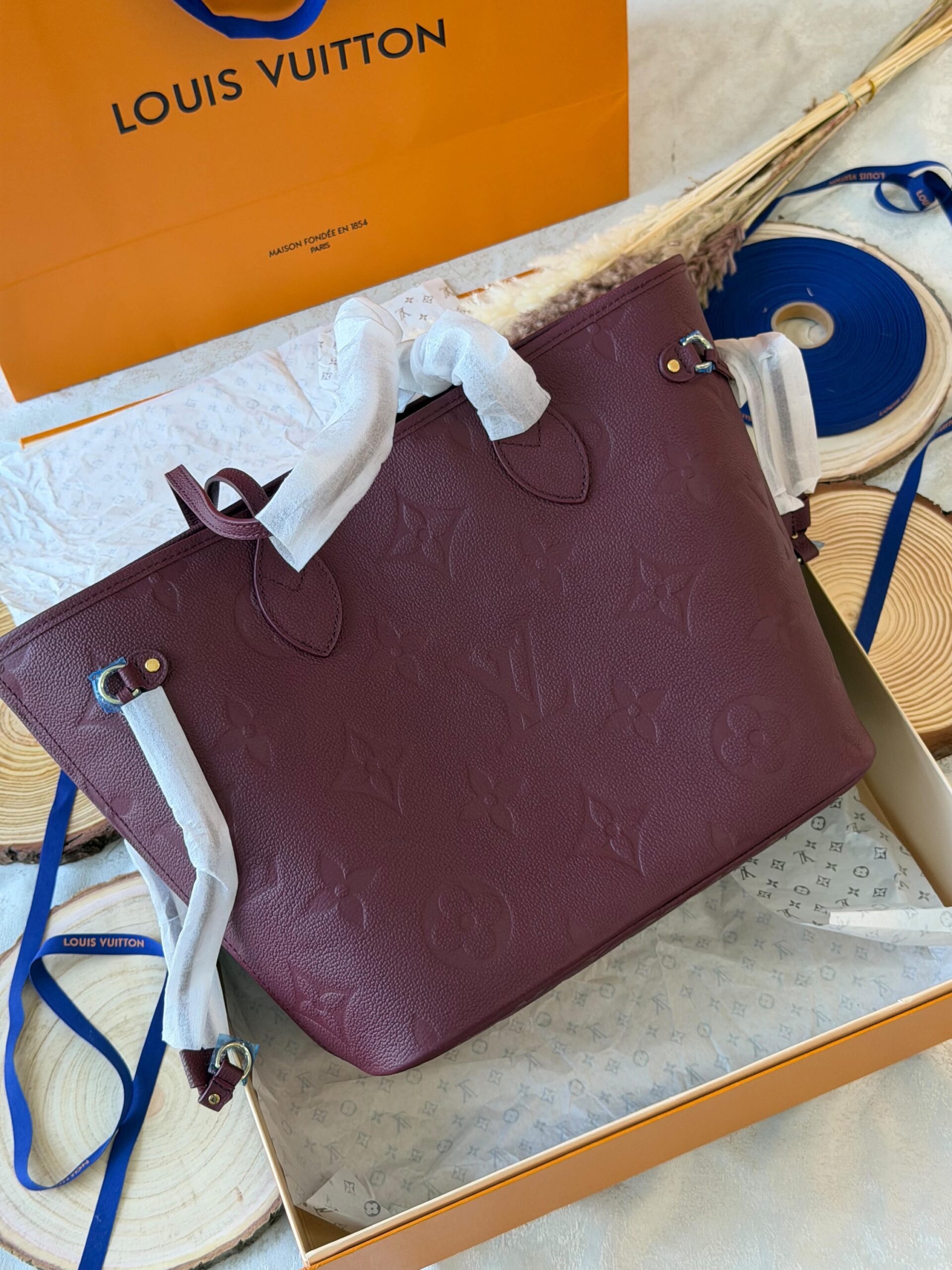 Louis Vuitton Neverfull MM Tote Embossed Monogram Empreinte Cowhide Leather - Image 3