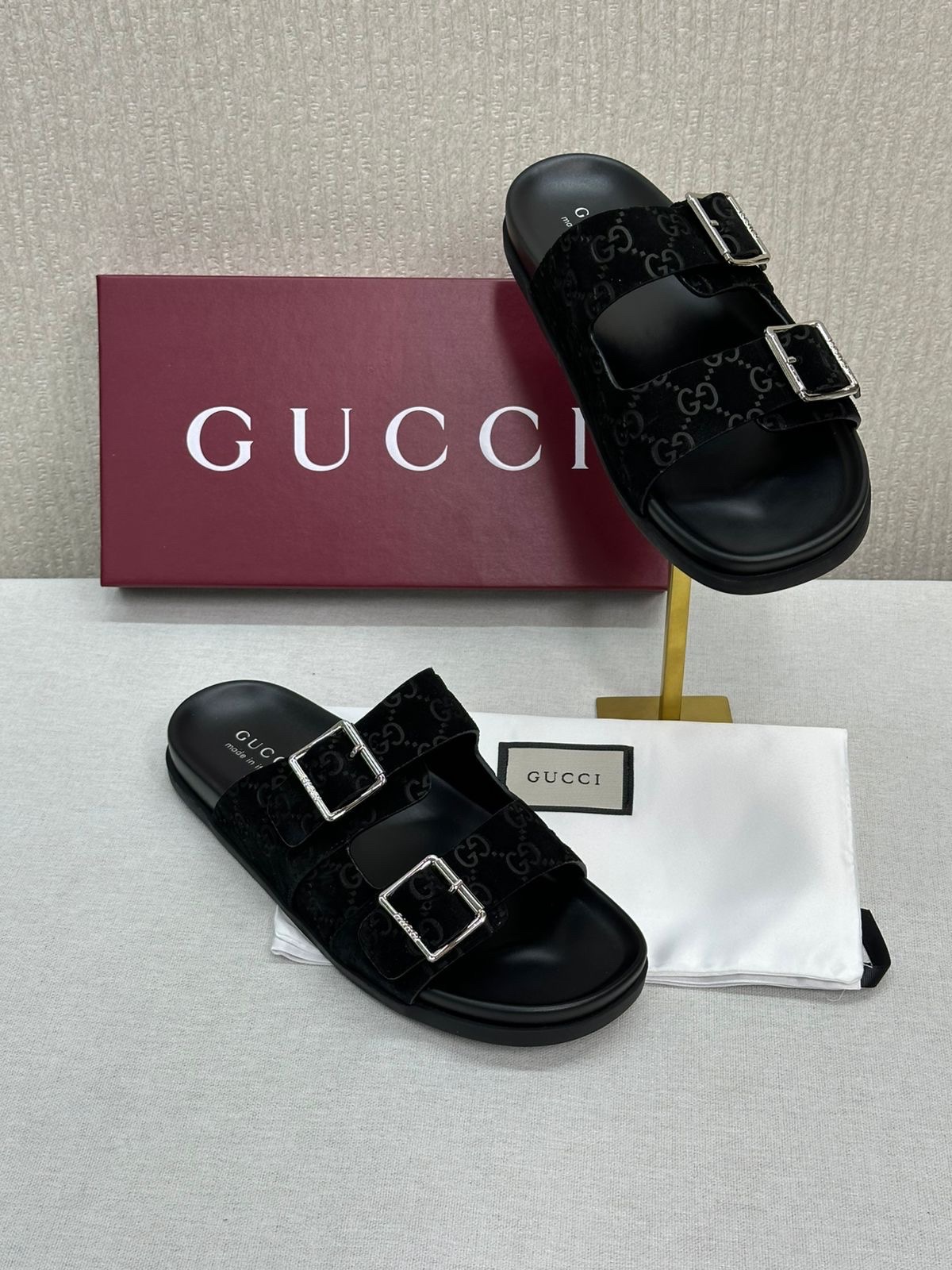 Gucci Men's Slide Sandals - Image 6