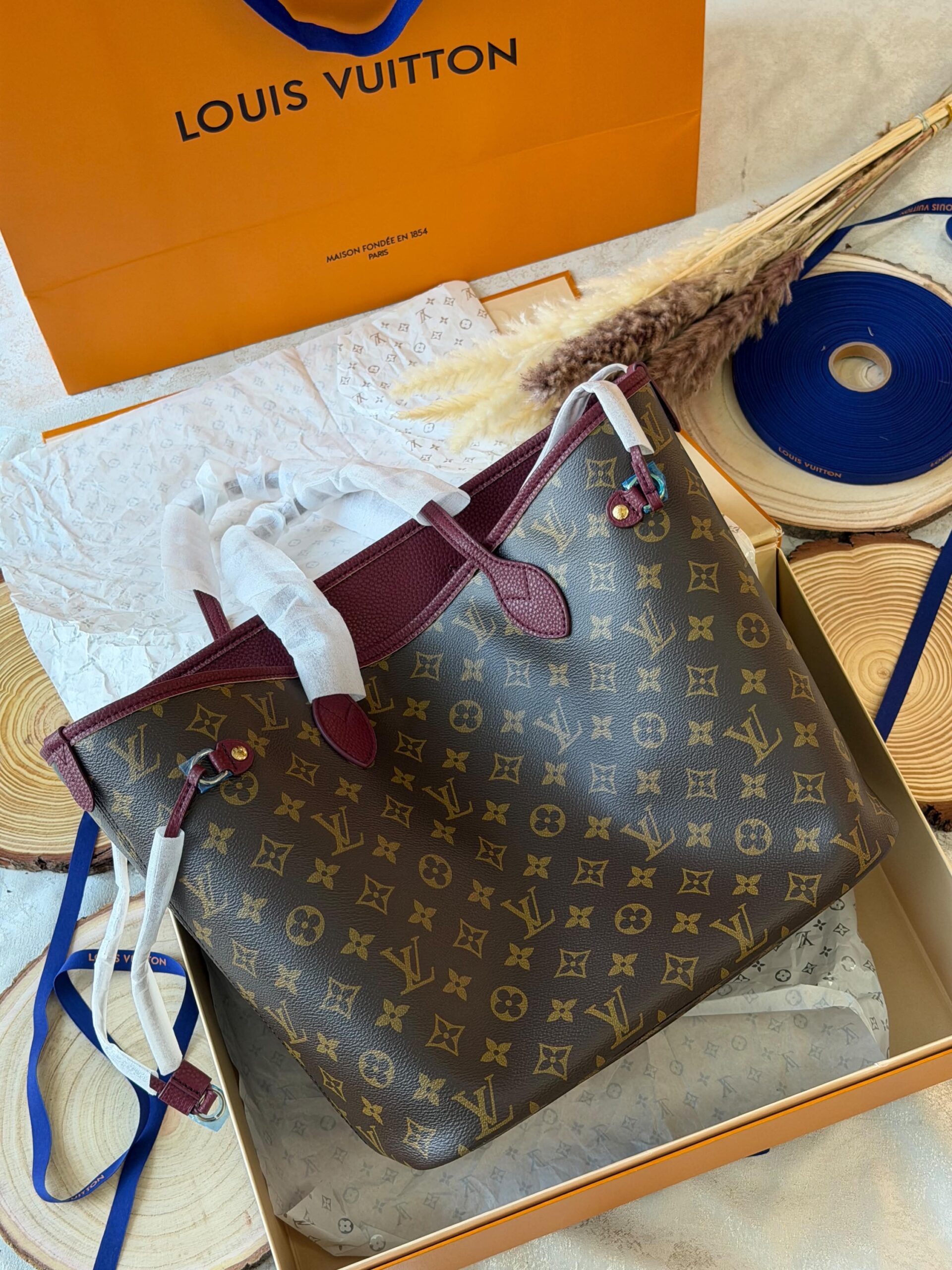 Louis Vuitton Neverfull MM Tote Embossed Monogram Empreinte Cowhide Leather - Image 10