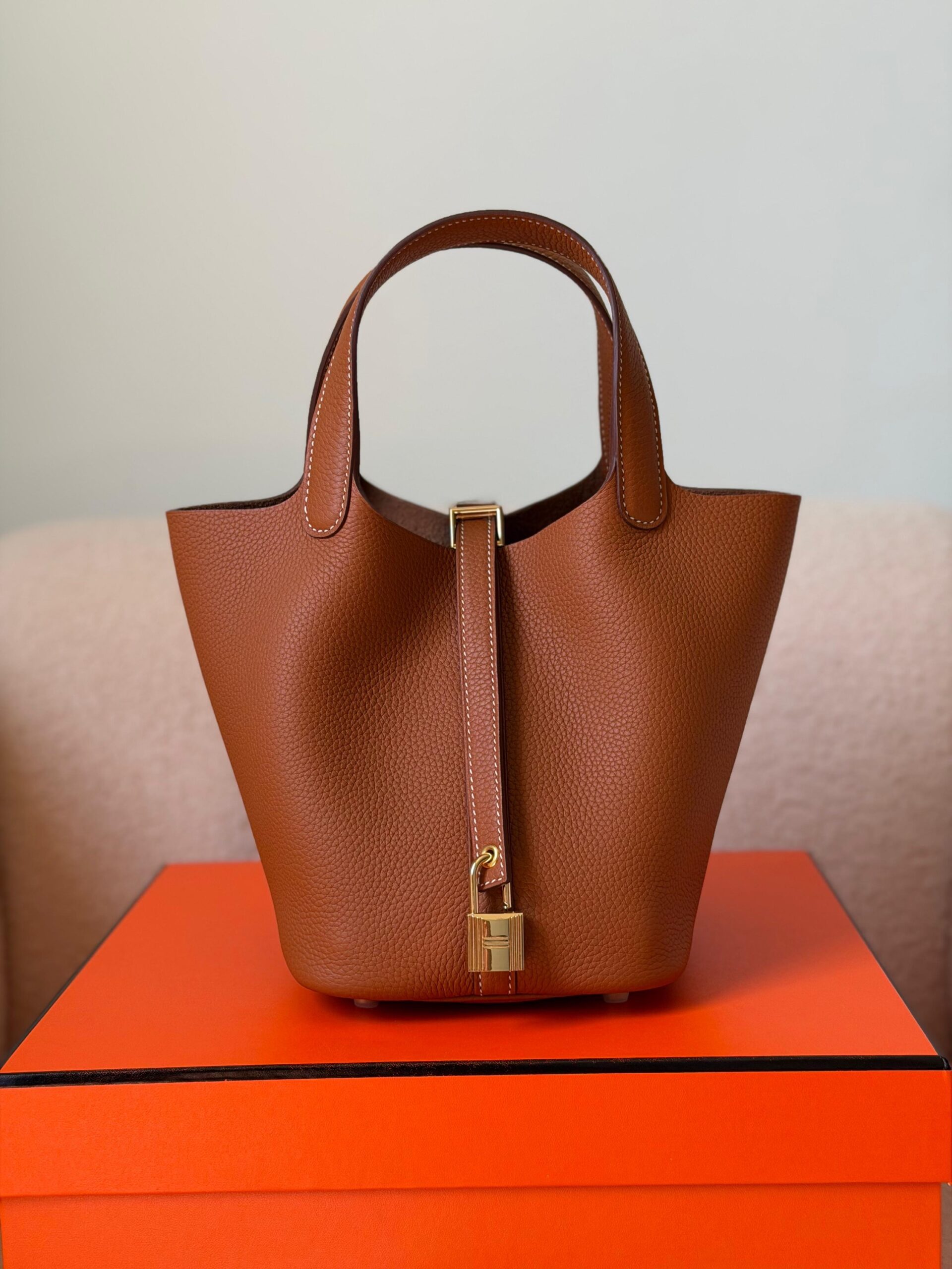 Hermès Picotin Lock 18 Bag - Image 17