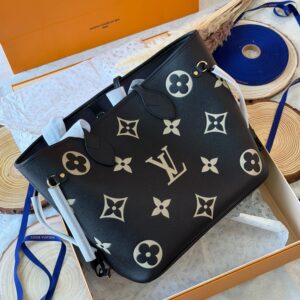 Louis Vuitton Neverfull MM Tote Embossed Monogram Empreinte Cowhide Leather