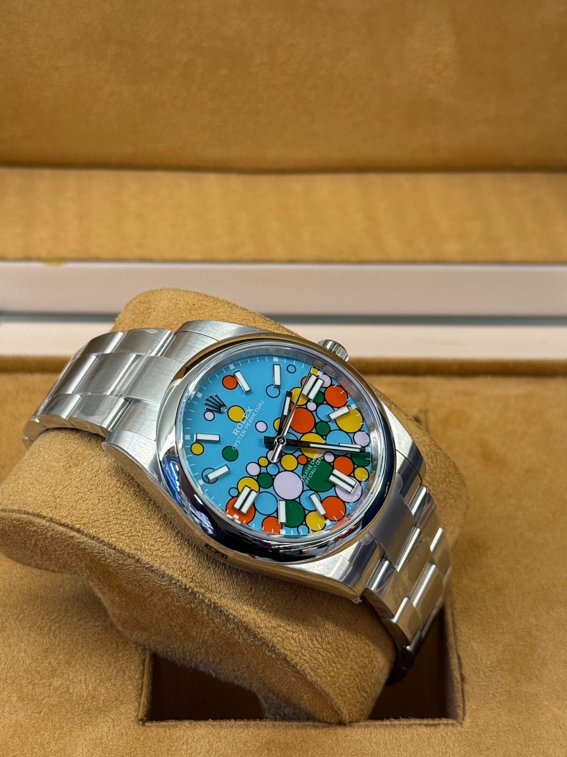 Rolex Oyster Perpetual 41 Features A Vibrant Multicolored - Image 2