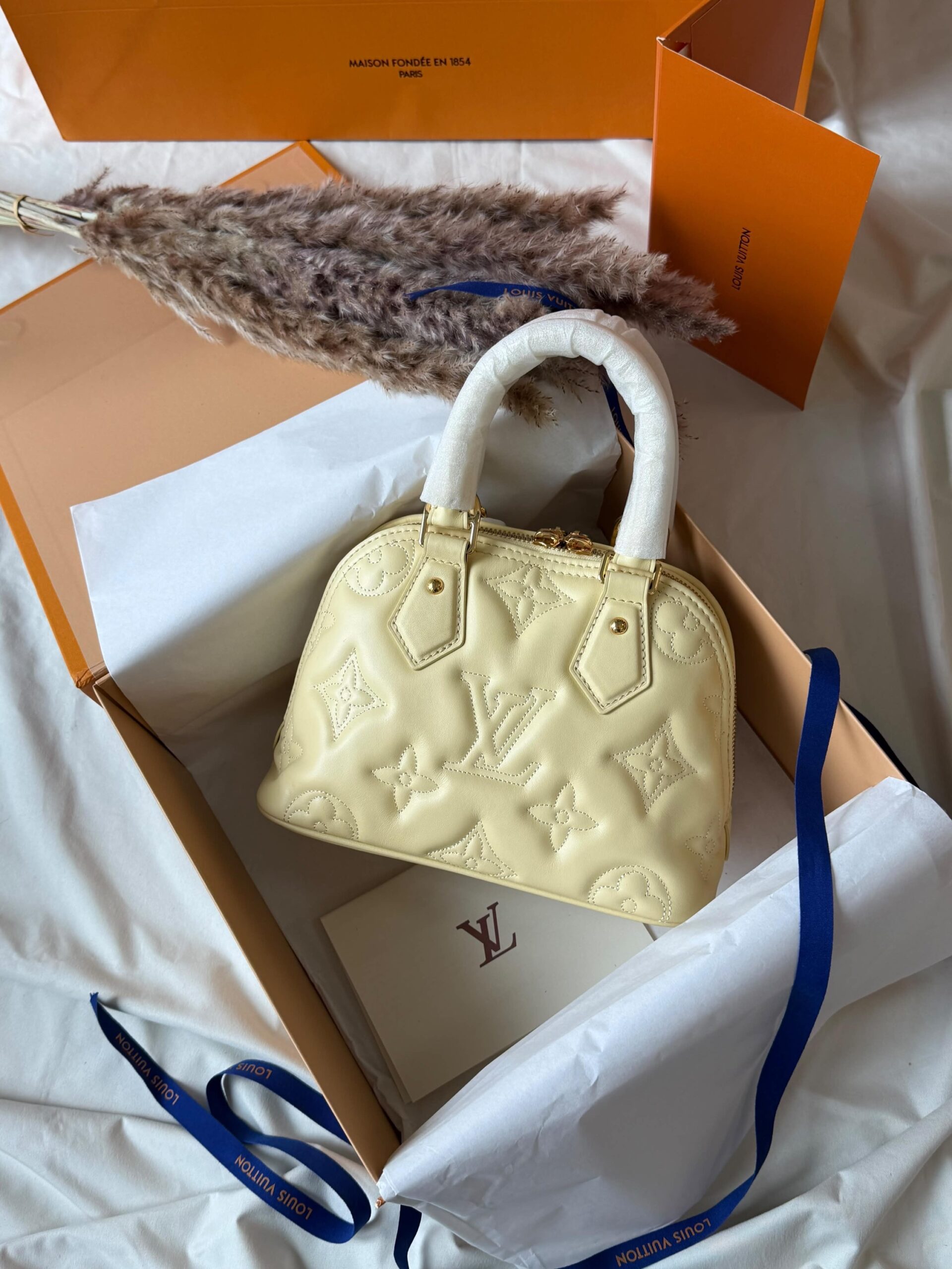 Louis Vuitton Alma BB Bag - Image 3